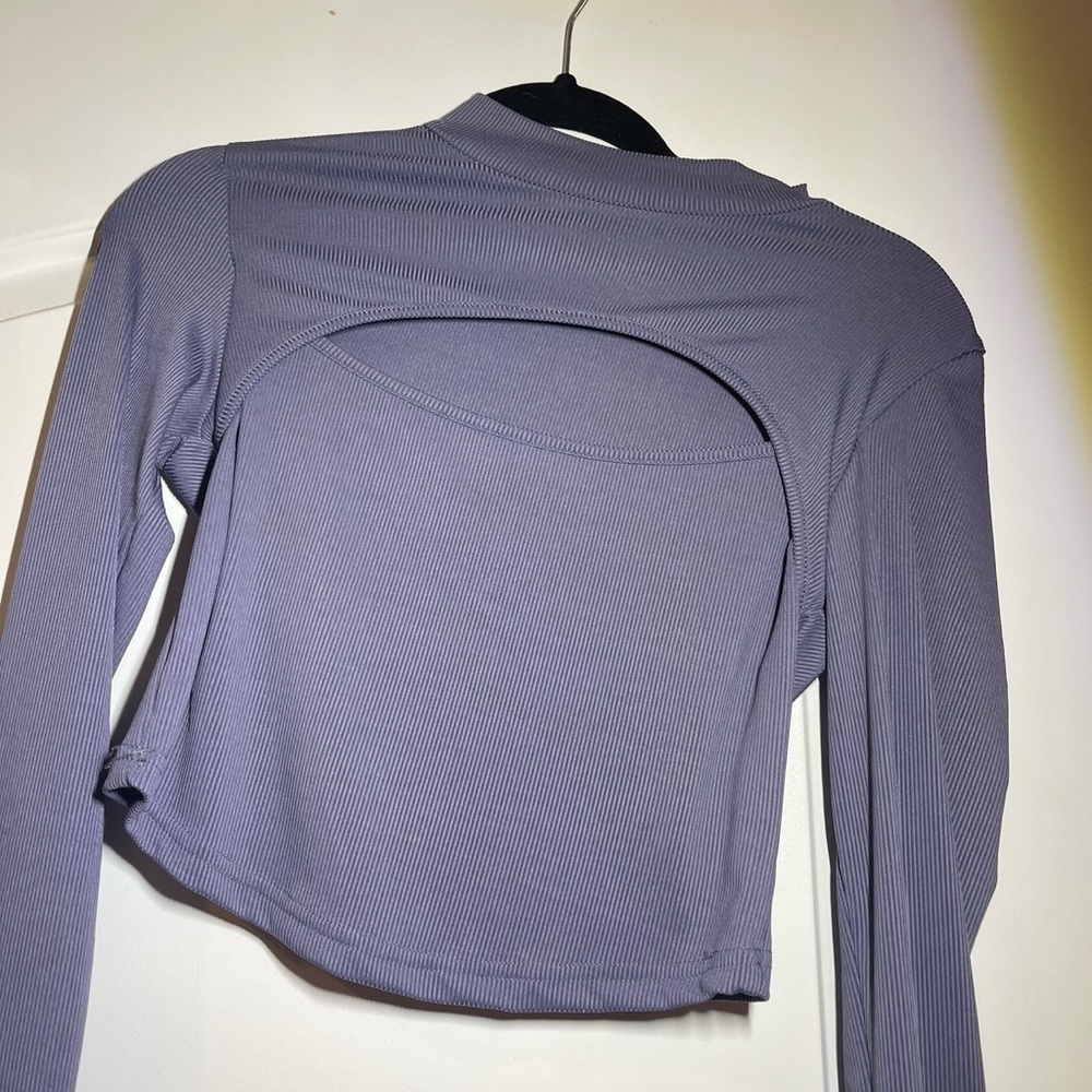Open cleavage long sleeve shirt